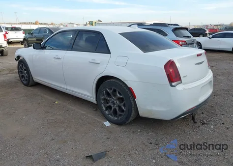 2016 Chrysler 300 300S z USA, uszkodzony, nr VIN 2C3CCAGGXGH182958